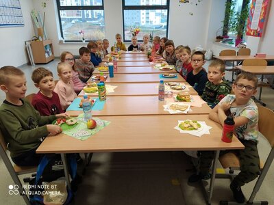 %%C5%%9Bniadanie daje moc 1d 1